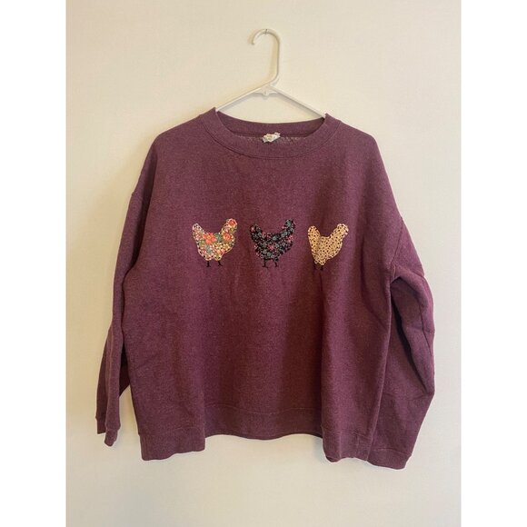 Reworked Hanes Her Way XL Maroon Sweatshirt With Hand-Embroidered Floral Chicken - Picture 1 of 4